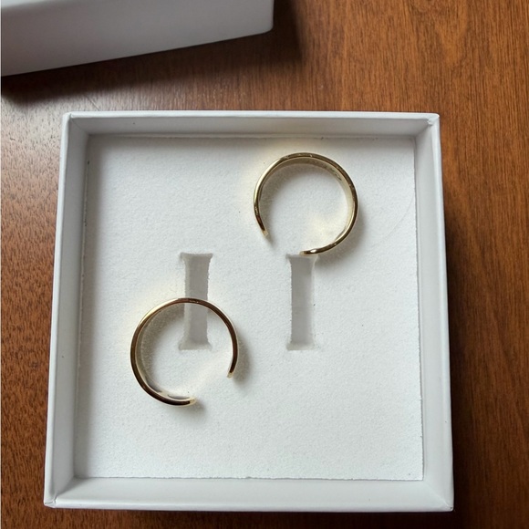 Calmi - Picture 3 of 3